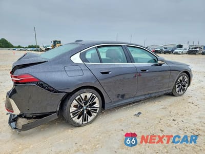 Trzecie zdjęcie samochodu z tyłu: 2025 BMW 530 I VIN:WBA43FJ06SCU14912 - miniatura