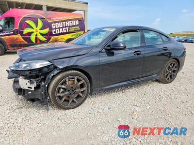 2025 BMW 228XI WBA23GG01S7S79867 - główne zdjęcie licytacji z USA - miniatura