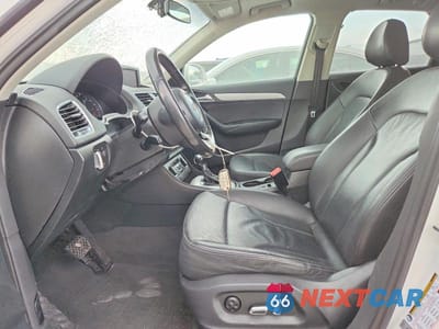 Zdjęcie 7 z 13 samochodu: 2017 AUDI Q3 PREMIUM VIN:WA1ECCFS6HR015658 - miniatura