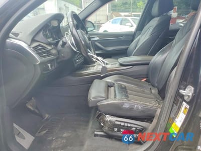 Zdjęcie 7 z 13 samochodu: 2017 BMW X5 SDRIVE35I VIN:5UXKR2C38H0X03744 - miniatura