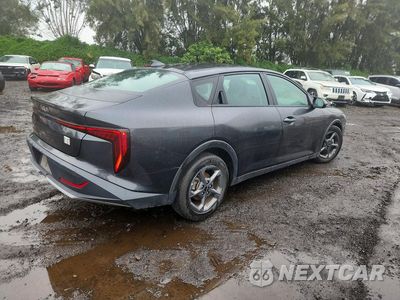 Trzecie zdjęcie samochodu z tyłu: 2025 KIA K4 LXS VIN:3KPFT4DE8SE054218 - miniatura