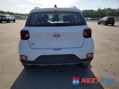 Zdjęcie 6 z 13 samochodu: 2021 HYUNDAI VENUE SEL VIN:KMHRC8A35MU093954 - miniatura