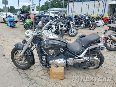 Trzecie zdjęcie samochodu z tyłu: 2006 KAWASAKI VN2000 F VIN:JKBVNMF116A000404 - miniatura