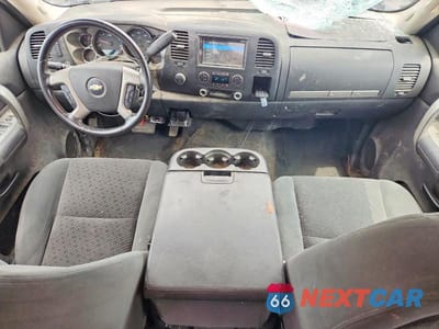 Zdjęcie 8 z 12 samochodu: 2008 CHEVROLET SILVERADO K1500 VIN:2GCEK19J581139218 - miniatura