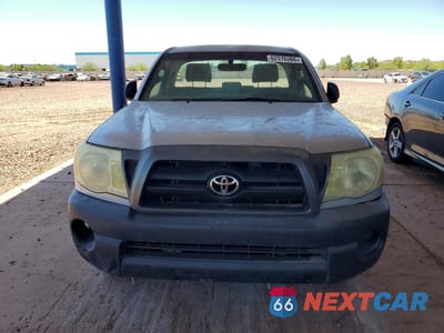 Piąte zdjęcie samochodu w środku: 2005 TOYOTA TACOMA BASE VIN:5TENX22N05Z058414 - miniatura