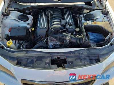 Zdjęcie 11 z 12 samochodu: 2014 CHRYSLER 300 SRT-8 6.4L VIN:2C3CCAFJ7EH257870 - miniatura