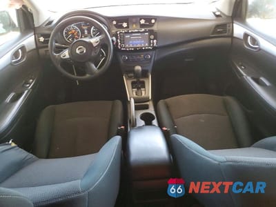 Zdjęcie 8 z 12 samochodu: 2019 NISSAN SENTRA S VIN:3N1AB7AP7KY426590 - miniatura