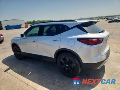 Drugie zdjęcie samochodu z przodu: 2020 CHEVROLET BLAZER 3LT VIN:3GNKBDRS7LS539699 - miniatura