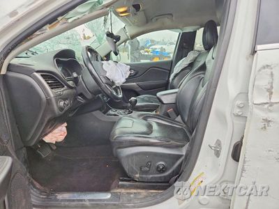 Zdjęcie 7 z 14 samochodu: 2019 JEEP CHEROKEE LIMITED VIN:1C4PJLDBXKD154896 - miniatura