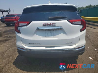 Zdjęcie 6 z 13 samochodu: 2022 GMC TERRAIN SLT VIN:3GKALVEV2NL179377 - miniatura