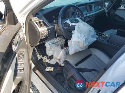 Zdjęcie 8 z 12 samochodu: 2018 GENESIS G80 SPORT VIN:KMHGN4JB7JU285485 - miniatura
