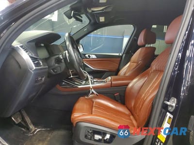 Zdjęcie 7 z 13 samochodu: 2019 BMW X7 XDRIVE50I VIN:5UXCX4C54KLB39669 - miniatura