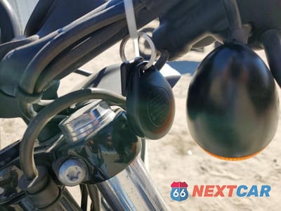 Zdjęcie 8 z 10 samochodu: 2015 HARLEY-DAVIDSON XL883 IRON 883 VIN:1HD4LE230FC407044 - miniatura