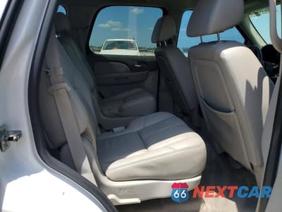 Zdjęcie 11 z 14 samochodu: 2008 CHEVROLET TAHOE K1500 VIN:1GNFK13028R278113 - miniatura