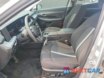 Zdjęcie 7 z 12 samochodu: 2025 HYUNDAI SONATA SEL VIN:KMHL64JA0SA452162 - miniatura