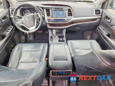 Zdjęcie 8 z 13 samochodu: 2017 TOYOTA HIGHLANDER HYBRID XLE VIN:5TDJGRFHXHS036417 - miniatura
