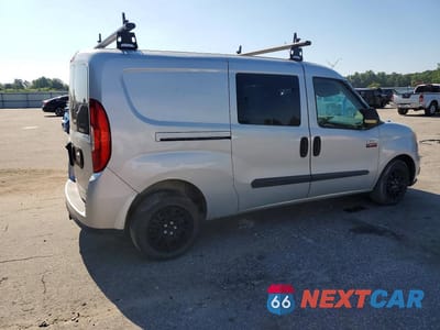 Trzecie zdjęcie samochodu z tyłu: 2017 RAM PROMASTER CITY SLT VIN:ZFBERFBB6H6E80847 - miniatura