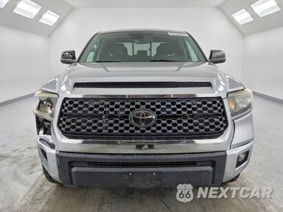 Piąte zdjęcie samochodu w środku: 2020 TOYOTA TUNDRA SR5 VIN:5TFRY5F17LX258833 - miniatura