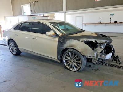 Czwarte zdjęcie samochodu z boku: 2014 CADILLAC XTS PLATINUM VIN:2G61S5S38E9204421 - miniatura