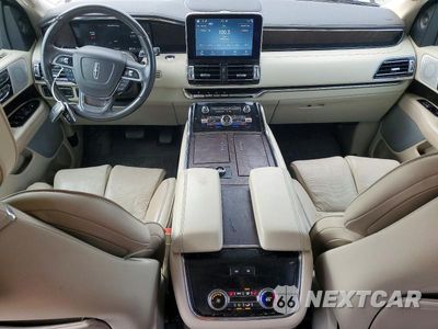 Zdjęcie 8 z 13 samochodu: 2019 LINCOLN NAVIGATOR RESERVE VIN:5LMJJ2LT4KEL23811 - miniatura