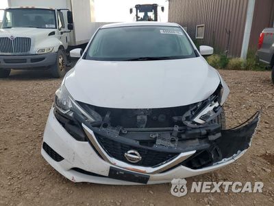 Piąte zdjęcie samochodu w środku: 2019 NISSAN SENTRA S VIN:3N1AB7AP1KY372770 - miniatura