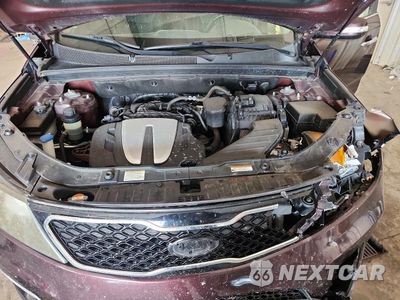 Zdjęcie 11 z 12 samochodu: 2011 KIA SORENTO SX VIN:5XYKWDA2XBG160298 - miniatura