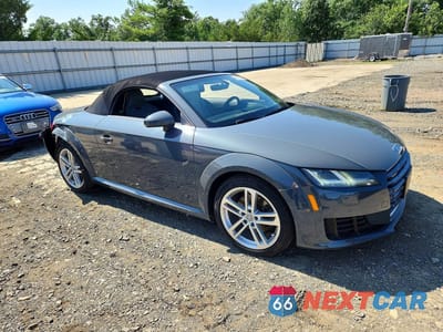Czwarte zdjęcie samochodu z boku: 2016 AUDI TT VIN:TRUT5CFV9G1030451 - miniatura
