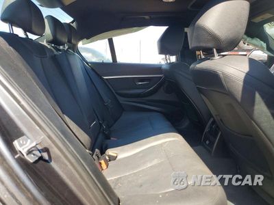 Zdjęcie 10 z 12 samochodu: 2018 BMW 330 XI VIN:WBA8D9C57JA607735 - miniatura