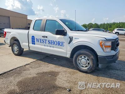 Czwarte zdjęcie samochodu z boku: 2022 FORD F150 SUPER CAB VIN:1FTEX1EBXNKF08599 - miniatura