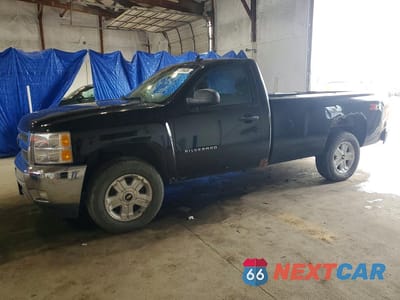 2013 CHEVROLET SILVERADO K1500 LT 1GCNKSE09DZ172226 - główne zdjęcie licytacji z USA - miniatura