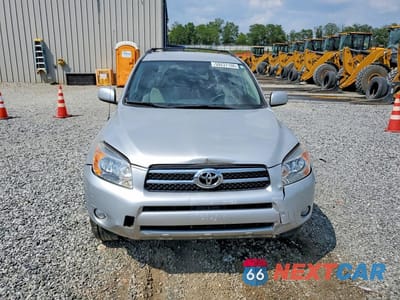 Piąte zdjęcie samochodu w środku: 2007 TOYOTA RAV4 LIMITED VIN:JTMBD31V975100099 - miniatura