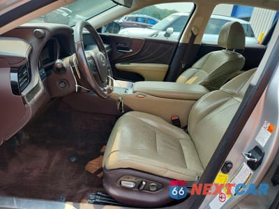 Zdjęcie 7 z 12 samochodu: 2018 LEXUS LS 500 BASE VIN:JTHC51FF9J5005202 - miniatura