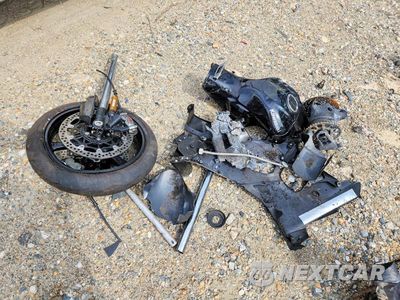 Zdjęcie 8 z 9 samochodu: 2026 KAWASAKI ZX1003 A VIN:JKBZXXA19TA001252 - miniatura