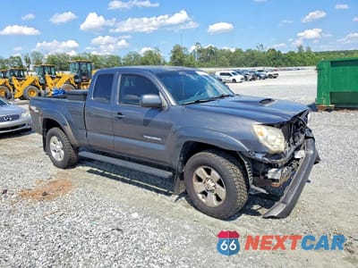 Czwarte zdjęcie samochodu z boku: 2011 TOYOTA TACOMA ACCESS CAB VIN:5TFUU4EN4BX014866 - miniatura