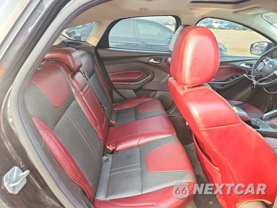 Zdjęcie 10 z 13 samochodu: 2014 FORD FOCUS TITANIUM VIN:1FADP3N27EL161028 - miniatura