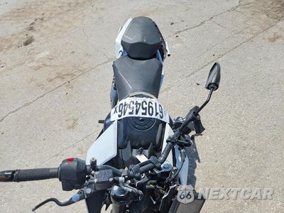 Piąte zdjęcie samochodu w środku: 2022 KTM 390 DUKE VIN:MD2JPJ40XNC236784 - miniatura