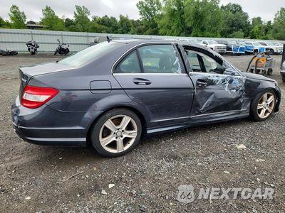 Trzecie zdjęcie samochodu z tyłu: 2011 MERCEDES-BENZ C 300 4MATIC VIN:WDDGF8BB4BF646464 - miniatura