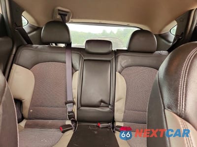 Zdjęcie 10 z 14 samochodu: 2012 HYUNDAI TUCSON GLS VIN:KM8JUCAC7CU373239 - miniatura