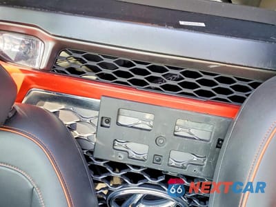 Zdjęcie 10 z 13 samochodu: 2020 HYUNDAI KONA LIMITED VIN:KM8K3CA59LU564623 - miniatura