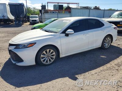 2018 TOYOTA CAMRY L 4T1B11HK8JU028670 - główne zdjęcie licytacji z USA - miniatura