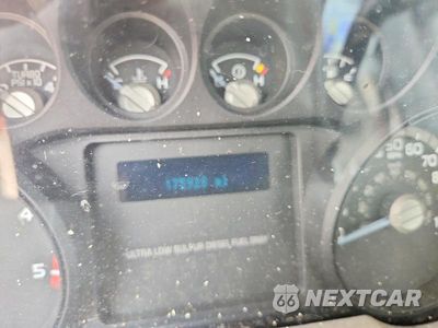 Zdjęcie 9 z 12 samochodu: 2016 FORD F450 SUPER DUTY VIN:1FDUF4GT6GED32704 - miniatura