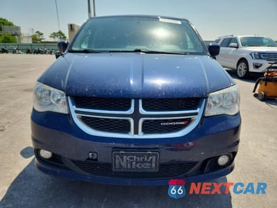 Piąte zdjęcie samochodu w środku: 2017 DODGE GRAND CARAVAN SXT VIN:2C4RDGCG1HR731003 - miniatura