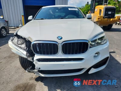 Piąte zdjęcie samochodu w środku: 2018 BMW X6 XDRIVE35I VIN:5UXKU2C58J0X48916 - miniatura