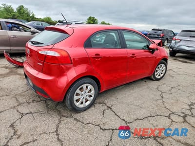 Trzecie zdjęcie samochodu z tyłu: 2012 KIA RIO 5-DOOR EX VIN:KNADN5A38C6031925 - miniatura