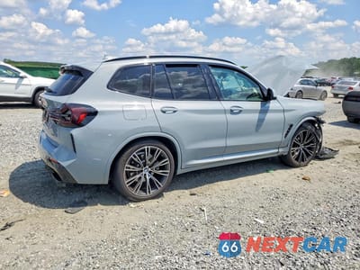 Piąte zdjęcie samochodu w środku: 2023 BMW X3 VIN:5UX53DP03P9T10559 - miniatura
