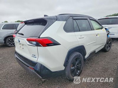 Trzecie zdjęcie samochodu z tyłu: 2021 TOYOTA RAV4 XSE VIN:JTME6RFV1MD511937 - miniatura