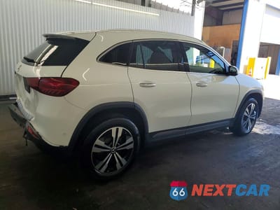 Trzecie zdjęcie samochodu z tyłu: 2025 MERCEDES-BENZ GLA 250 VIN:W1N4N4GBXSJ734944 - miniatura