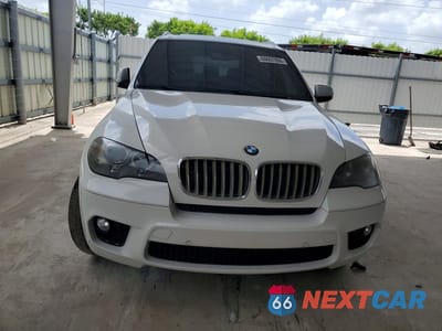 Piąte zdjęcie samochodu w środku: 2013 BMW X5 XDRIVE50I VIN:5UXZV8C57DL426589 - miniatura