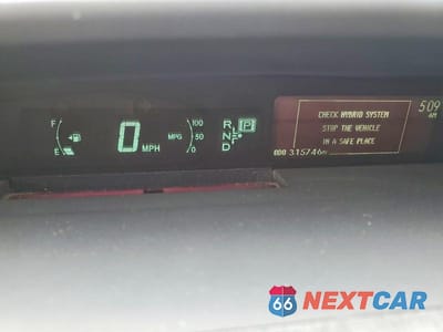 Zdjęcie 9 z 12 samochodu: 2014 TOYOTA PRIUS TWO VIN:JTDKN3DU0E1750573 - miniatura