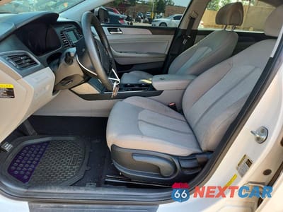 Zdjęcie 7 z 12 samochodu: 2016 HYUNDAI SONATA HYBRID SE VIN:KMHE24L18GA038863 - miniatura